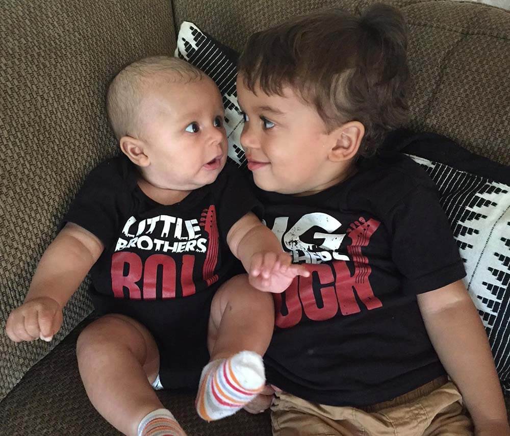 Caring for Older Siblings While Breastfeeding